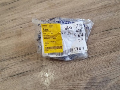 Volvo ford подушка кронштейн двигуна 31277444 фото №1