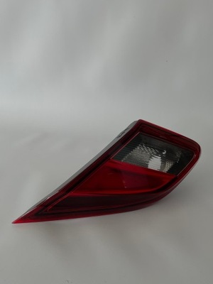 Лампа кришки правий задня opel corsa e 39012624 фото №1