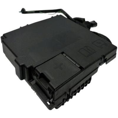Розподільник струму evoque l551 k8d2-14n073-ab фото №1