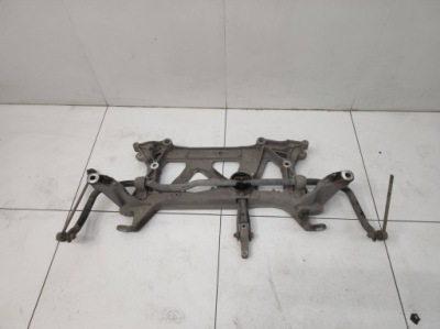 Подрамник подрамник перед vw passat b8 2.0 tdi фото №1