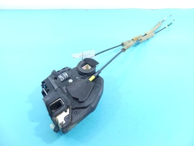 Замок задняя правый 4 pin land cruiser j200 200 фото №1