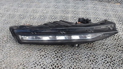 Протитуманна фара лівий перед skoda superb iii фото №1