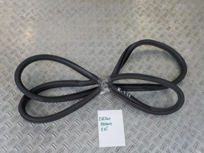 Grand cherokee wk2 прокладка дверь правый задняя фото №1