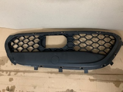 Alfa romeo stelvio решётка бампера правая t.c фото №1