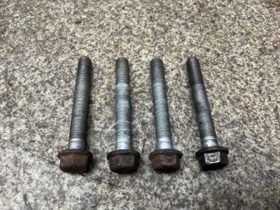 Оригінальний номер bmw болт bmw x5 f15 фото №1