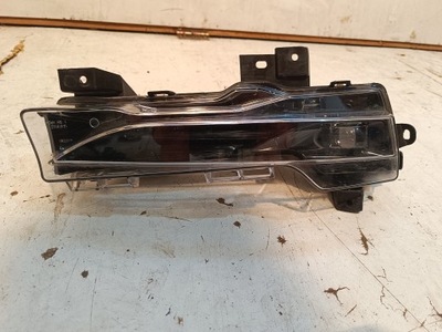 Протитуманна фара tesla 3 перед правий фото №1