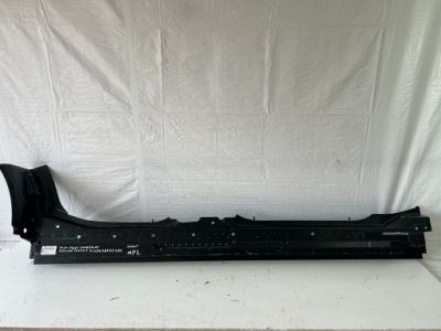 Порог правый наружный porsche taycan 9j1803752ygrv фото №1