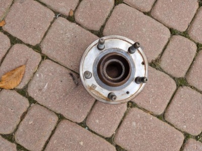 Ступиця перед передня opel insignia b 13512894 gsi фото №1