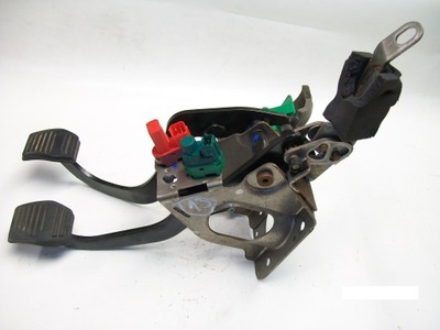 Педали помпа сцепления тормоза ford focus mk1 фото №1