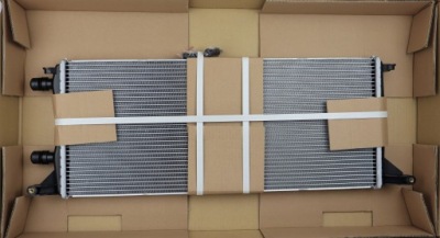 Радіатор mercedes-benz klasa gl x166 2012 - 2015 фото №1