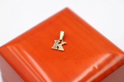 ZŁOTA ZAWIESZKA LITERA K P585 W. 0,53G