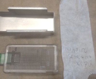 Лампа бардачка приборная панель volvo xc70 фото №1