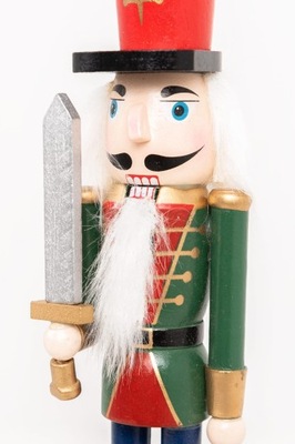 Figurka dziadka do orzechów z mieczem 76cm
