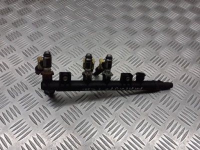 Молдинг впрыскная fiat punto ii 1.2 3219018301 фото №1