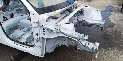 Чверть лонжерон перед передня ліва права volvo xc40 фото №1