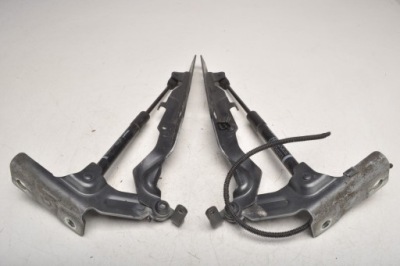 Volvo s60 ii v60 петля капот 31385812 31385813 комплект фото №1