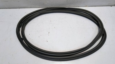 Прокладка крышки багажника tesla model y фото №1