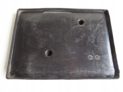 Основа під  акумулятор toyota yaris 3 1.0 1.33 бензин 2011-2017 рік фото №1