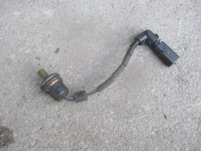 Vw t5 датчик двигуна 2,5 tdi фото №1