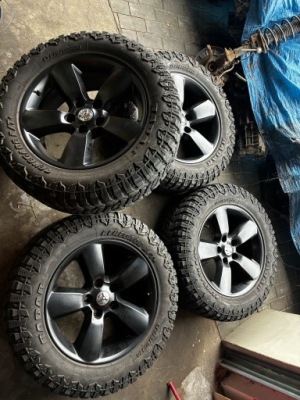 4× ДИСК АЛЮМІНІЄВА DODGE OE DODGE RAM 09R 9.0