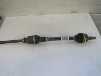 Приводной вал peugeot 2008 ii 1,2thp 9827832680 правая фото №1