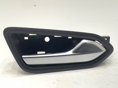 Ручка внутрішня правий перед renault captur ii crossover 826721378r фото №1