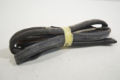 Прокладка дверь зеркало треугольник mercedes w140 cl coupe правая перед фото №1