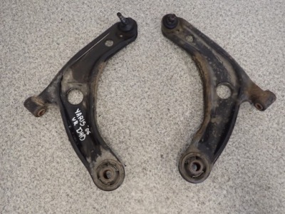 Toyota yaris ii 06- рычаг передний левый lub правый фото №1