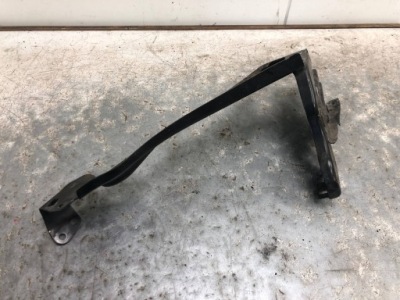 Панель фари кронштейн лівий перед mercedes w204 204626044 фото №1