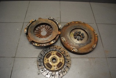 Зчеплення диск притиск toyota avensis 1.8 vvti фото №1