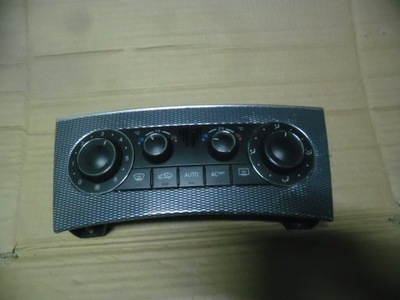 Панель кондиціонера повітроводи mercedes c w203 a2038303085 фото №1