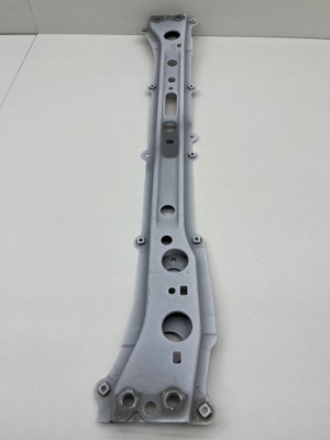 Балка pod радіатор toyota prius iii lift 1.8 13r фото №1