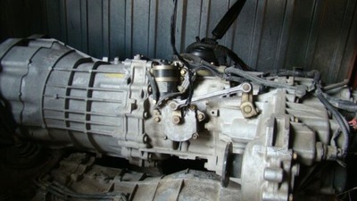 Nissan navara d40 pathfinder r51 2.5 dci коробка передач передач механическая коробка передач oryg. фото №1