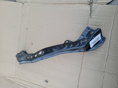 Панель фари поперечина перед передній правий toyota corolla e21 sedan фото №1