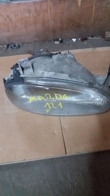 Лампа перед права mazda 121 фото №1