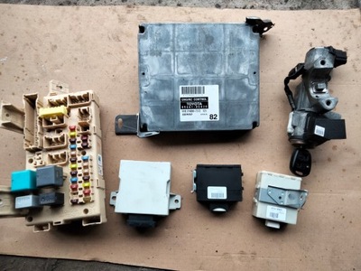 Набір стартовий бортовий комп'ютер toyota avensis t25 2.2 d-cat фото №1