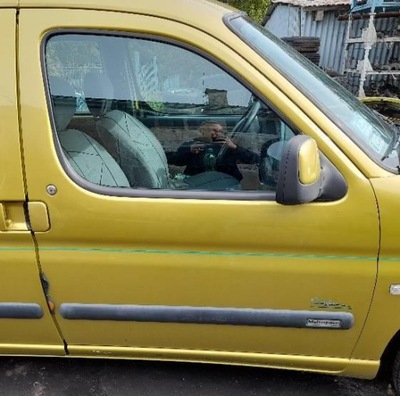 Дверь правый перед citroen berlingo фото №1