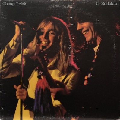 Cheap Trick At Budokan, US Press LP FE35795 DB