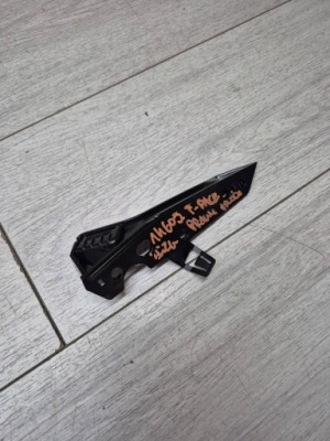 14605. f-pace направляющая бампер правый перед t4a6235 фото №1