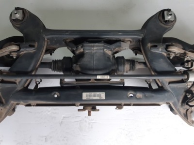 Mercedes cls w218 рестайлінг  міст задній задній 2.47 фото №1