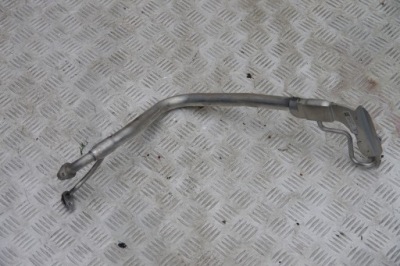 Трубка шланг кондиціонера audi rs3 8v фото №1