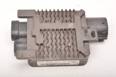 Volvo v40 ii 1.5 t2 122km модуль блок управления вентиляторов 940009302 фото №1