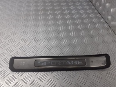 Молдинг порог внутренняя левый задняя kia sportage ii 2.0 crdi 85886-1f000 фото №1