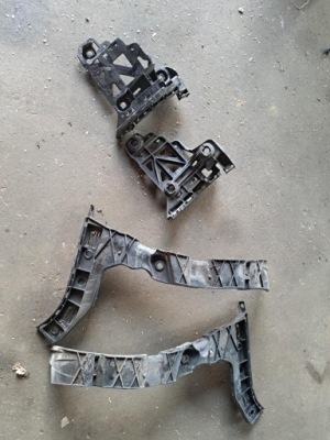 Mercedes w247 b-klasa напрямна бампера задня комплект фото №1