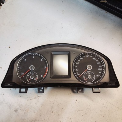Vw scirocco 2.0 счетчик 1k8920973a фото №1