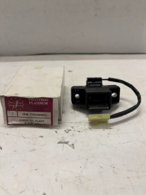 Замок кришки задній багажника renault kangoo i clio ii оригінальний номер 7700308997 фото №1