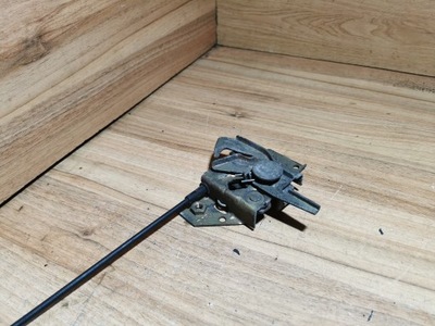 Замок капот mazda 2 dy фото №1