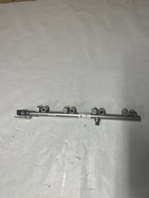 Chevrolet camaro шланг топливный 12669890 6200cm3 2016 фото №1