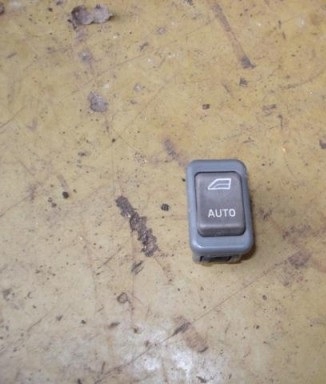 Volvo v40 s40 переключатель стекло правый перед фото №1