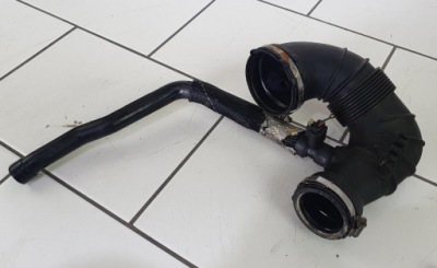 W212 w204 2,2cdi труба шланг повітря a651010128 фото №1